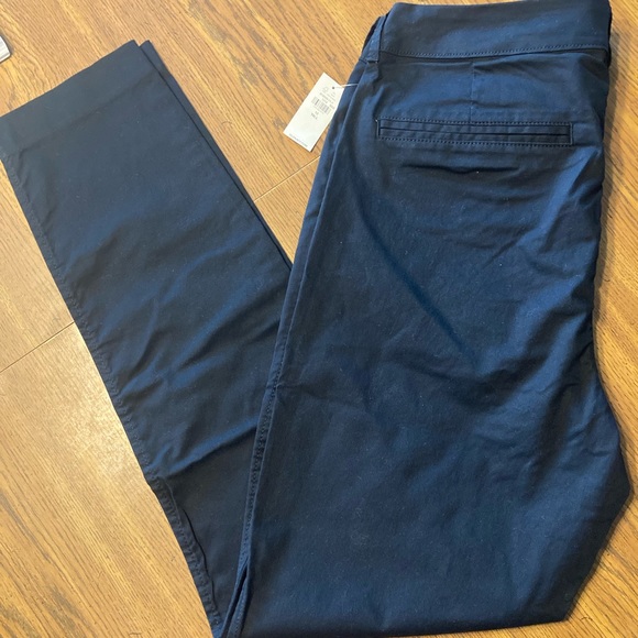 Old Navy Women’s Pants - Picture 4 of 4
